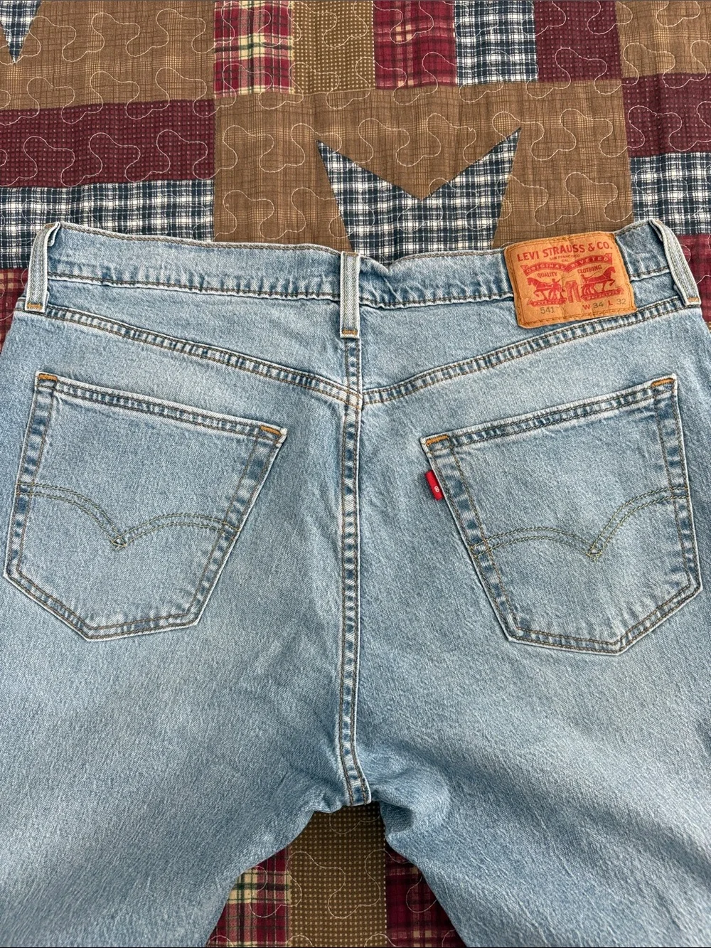 Levi's 541 Athletic Taper Jeans